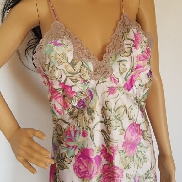 Vintage Gold Label VS lingerie floral - Picture 2 of 8